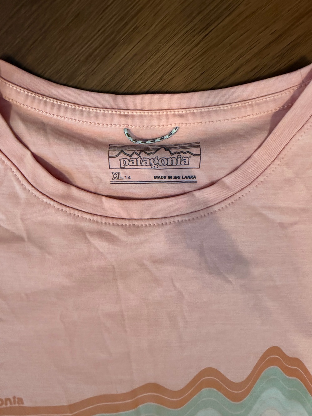 Patagonia Capilene Girls Long Sleeve Performance Shirt Pink Size XL (14) - Picture 2 of 2